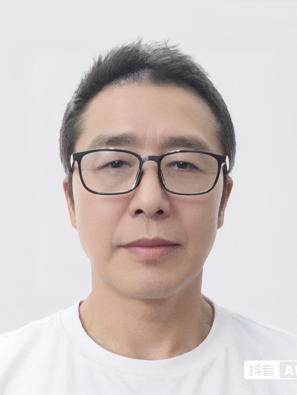 逆天妖孽主角最后和谁在一起了